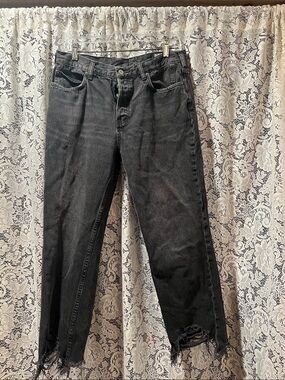 We The Free Black Straight Jeans with Distressed Hem Mid Rise Size 29